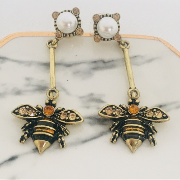 Enamel Bee Crystal Wings Dangle Earrings NWT - Picture 4 of 8